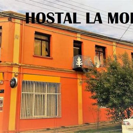 Hostal La Morenita Punta Arenas Exterior photo